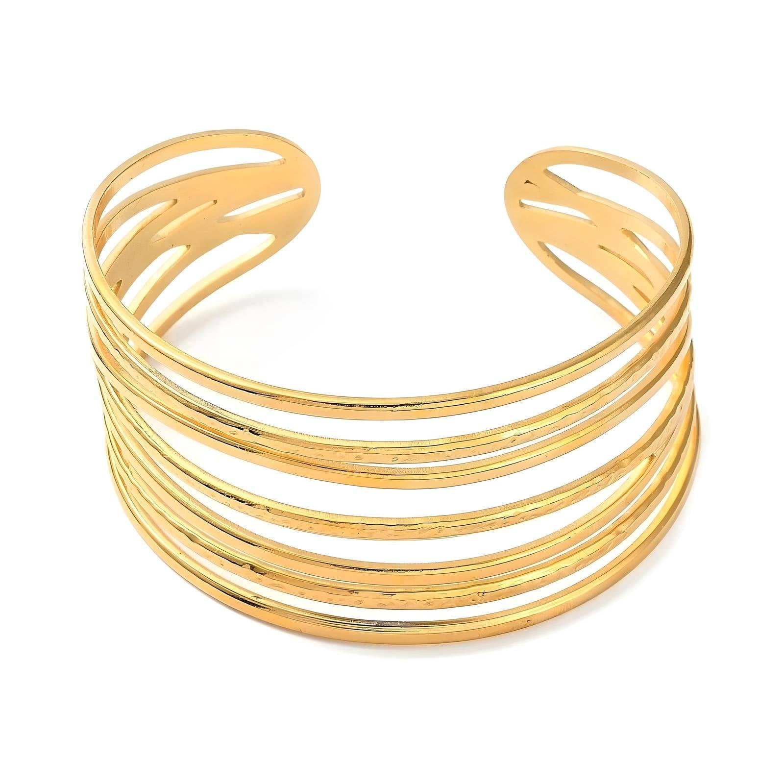 Side view of the hypoallergenic gold-plated bracelet, highlighting its sleek design and premium finish.